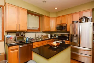1720 W Augusta Ave, Chicago, IL 60622 - Photo 2