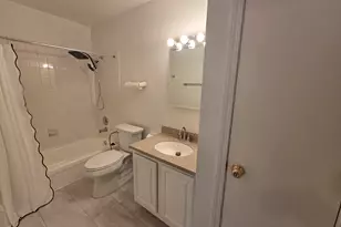 9 B E Dundee Quarter Dr, Palatine, IL 60074 - Photo 10