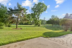 1002 Castleshire Dr, Woodstock, IL 60098 - Photo 28