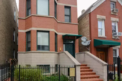 1720 W Augusta Avenue #1, Chicago, IL 60622 - Photo 1