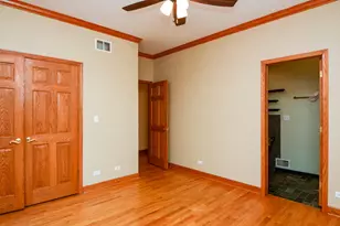 1720 W Augusta Ave, Chicago, IL 60622 - Photo 12