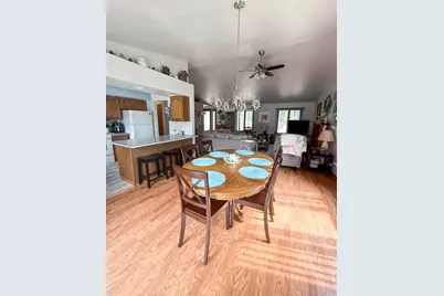 402 Kilmer Street, Ashton, IL 61006 - Photo 8