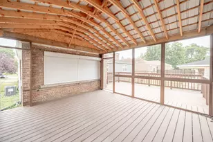 8746 S Kenwood Ave, Chicago, IL 60619 - Photo 16