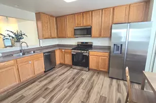 484 Belvedere Ln, Aurora, IL 60502 - Photo 8
