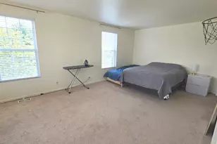 484 Belvedere Ln, Aurora, IL 60502 - Photo 12