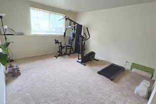 484 Belvedere Ln, Aurora, IL 60502 - Photo 18