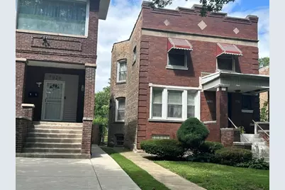 7018 S Calumet Avenue, Chicago, IL 60637 - Photo 2