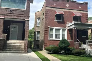 7018 S Calumet Ave, Chicago, IL 60637 - Photo 2