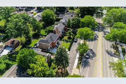 907 E Central Road, Mount Prospect, IL 60056 - Photo 28