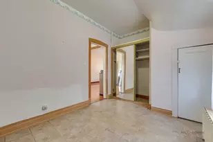 2051 N Kilbourn Ave, Chicago, IL 60639 - Photo 12