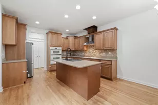 299 Arbor Glen Blvd, Schaumburg, IL 60195 - Photo 22