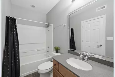 299 Arbor Glen Boulevard, Schaumburg, IL 60195 - Photo 8