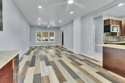 7527 S Chappel Avenue, Chicago, IL 60649 - Photo 8