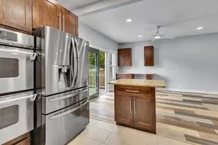 7527 S Chappel Ave, Chicago, IL 60649 - Photo 4