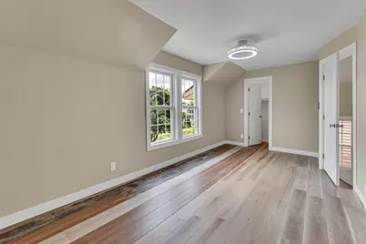7527 S Chappel Avenue, Chicago, IL 60649 - Photo 32