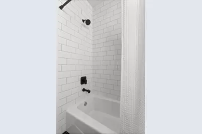 2140 W Huron Street #2F, Chicago, IL 60612 - Photo 20
