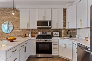 2140 W Huron St, Chicago, IL 60612 - Photo 4