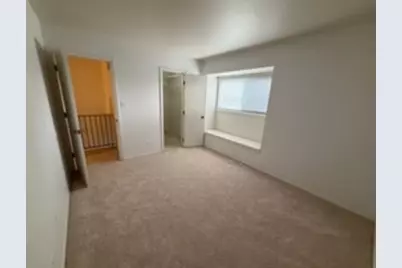 2626 Woodview Court #2626, Waukegan, IL 60087 - Photo 8