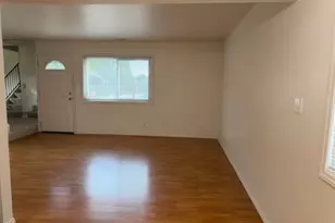 2626 Woodview Ct, Waukegan, IL 60087 - Photo 4
