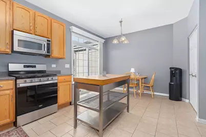 1010 Marion Drive, Shorewood, IL 60404 - Photo 14
