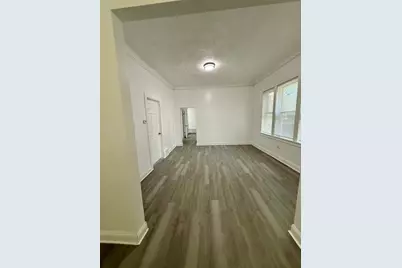 8518 S Muskegon Avenue, Chicago, IL 60617 - Photo 8