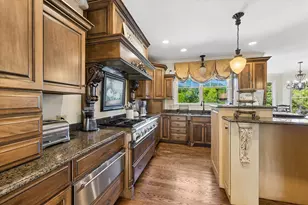 13487 Cambridge Dr, Lemont, IL 60439 - Photo 12
