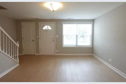 2021 Berkshire Circle #A, Carpentersville, IL 60110 - Photo 4