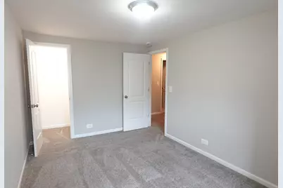 2021 Berkshire Circle #A, Carpentersville, IL 60110 - Photo 14