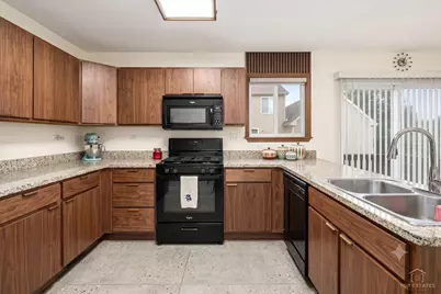 1243 Derry Lane, Pingree Grove, IL 60140 - Photo 12