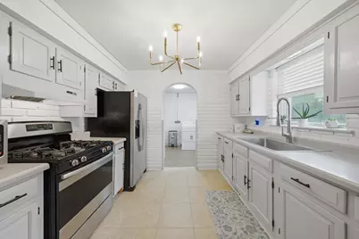 7920 W 91st Street, Hickory Hills, IL 60457 - Photo 12