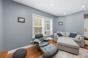 2212 E 70th St, Chicago, IL 60649 - Photo 6