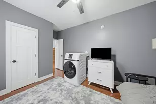 2212 E 70th St, Chicago, IL 60649 - Photo 24