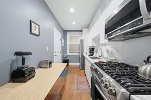 2212 E 70th St, Chicago, IL 60649 - Photo 14