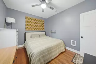 2212 E 70th St, Chicago, IL 60649 - Photo 20