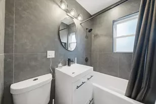 2212 E 70th St, Chicago, IL 60649 - Photo 20