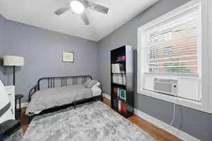 2212 E 70th St, Chicago, IL 60649 - Photo 22