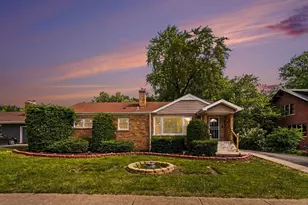 1650 Cedar Rd, Homewood, IL 60430 - Photo 1