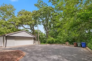 1650 Cedar Rd, Homewood, IL 60430 - Photo 32