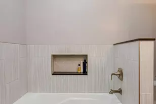 522 N Armour St, Chicago, IL 60642 - Photo 16