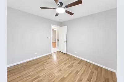 6847 Hawthorne Lane, Hanover Park, IL 60133 - Photo 20