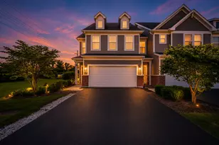 483 Watercress Dr, Aurora, IL 60504 - Photo 1