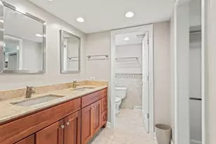 1023 Creekside Cir, Naperville, IL 60563 - Photo 18