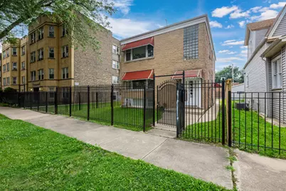 5038 N Harding Avenue, Chicago, IL 60625 - Photo 2