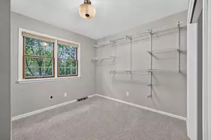 114 Wakefield Ln, Geneva, IL 60134 - Photo 14