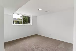 2151 Baker St, Aurora, IL 60506 - Photo 16