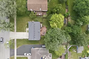 2206 Kingston Dr, Wheaton, IL 60187 - Photo 42