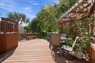 2206 Kingston Dr, Wheaton, IL 60187 - Photo 34