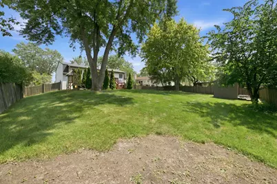 2206 Kingston Drive, Wheaton, IL 60187 - Photo 36