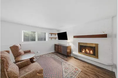 2206 Kingston Drive, Wheaton, IL 60187 - Photo 30