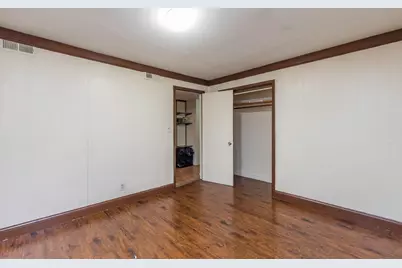 2407 20th Street, North Chicago, IL 60064 - Photo 12